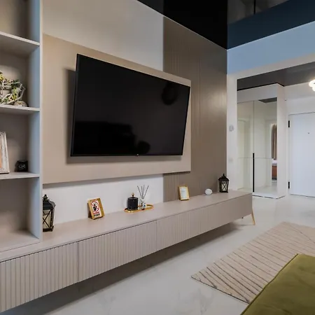 Apartment Apartament Noble Suite Inception By The Sea Navodari