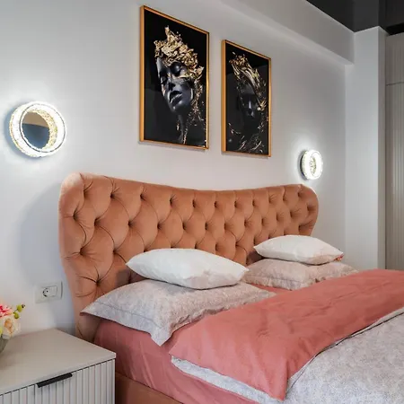 Apartment Apartament Noble Suite Inception By The Sea