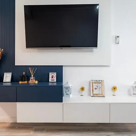 Apartament Noble Suite Inception By The Sea דירה