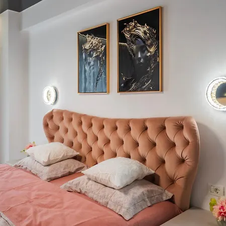 Apartament Noble Suite Inception By The Sea Apartment